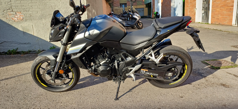 Anteprima HORNET 750