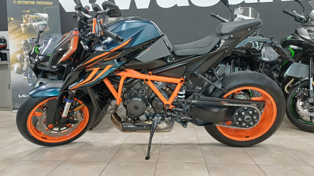 Anteprima 1290 SUPER DUKE EVO R